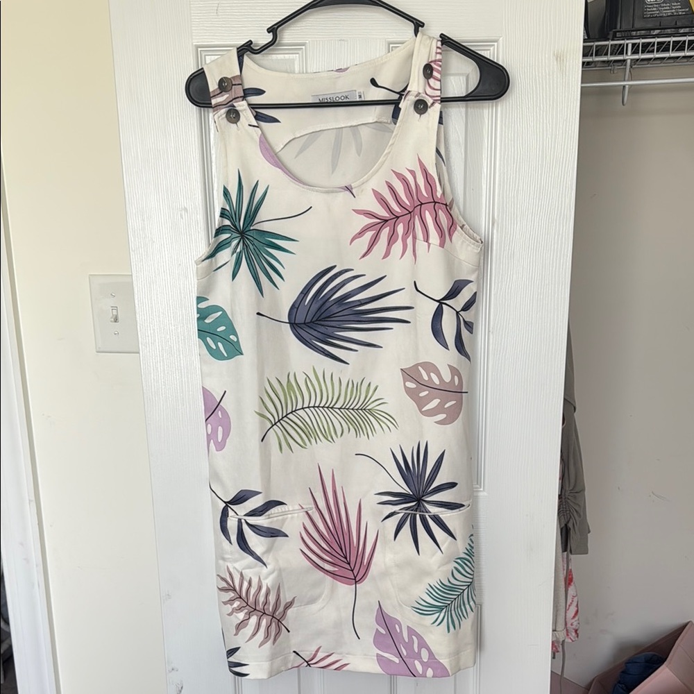 Tropical Leaf Print Sleeveless Dress